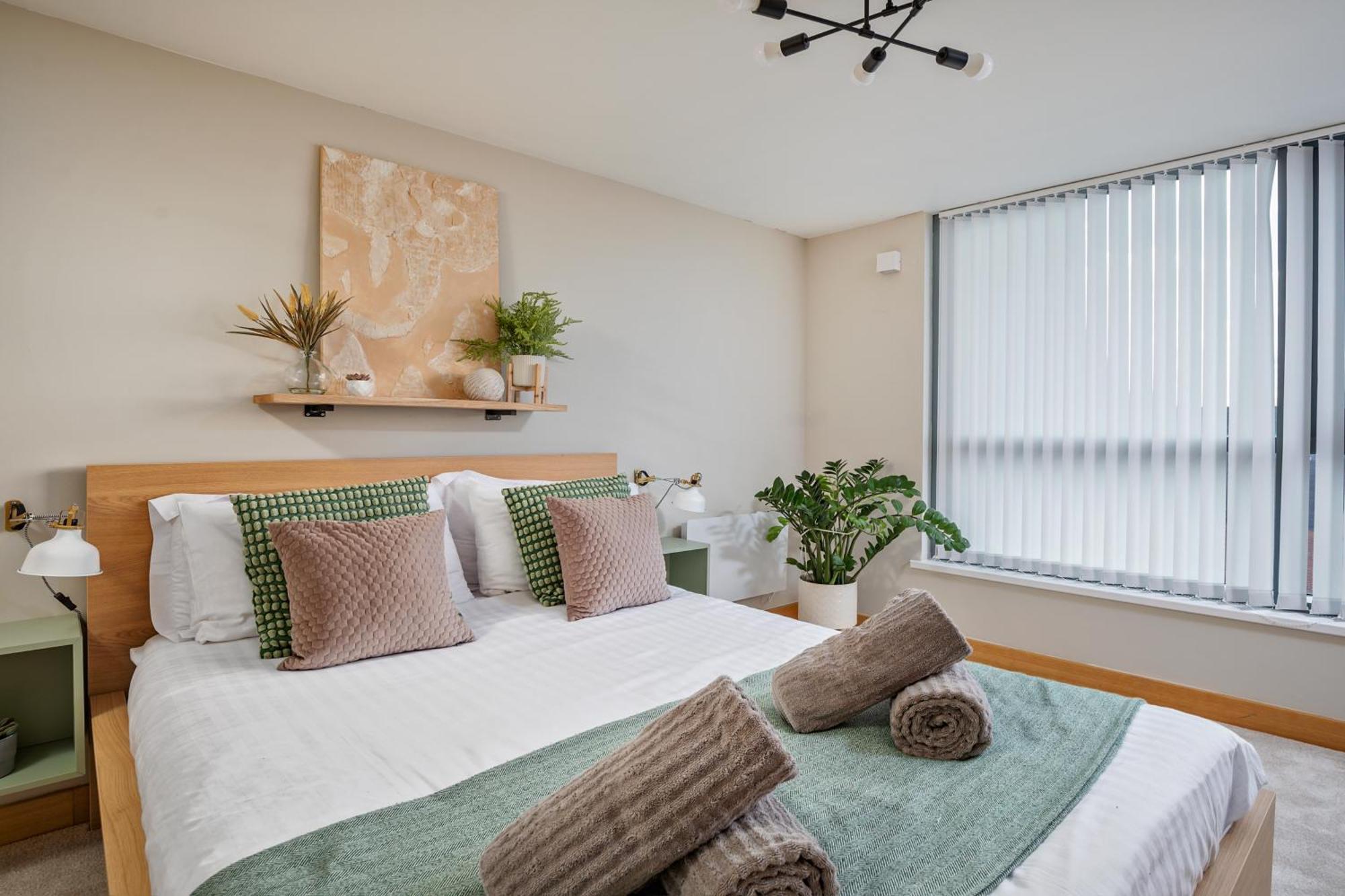 Large Penthouse In Leeds * Leeds (West Yorkshire)
